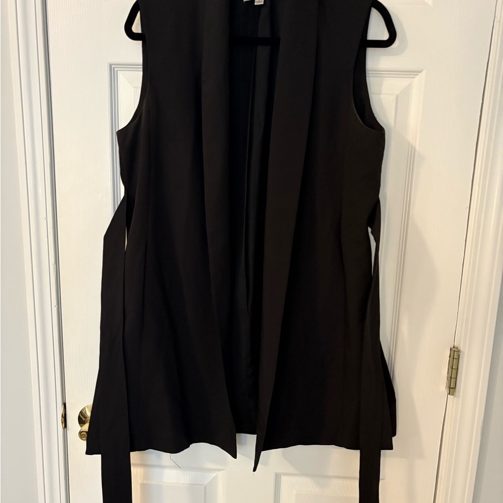 Ovi Charcoal Gray Vest